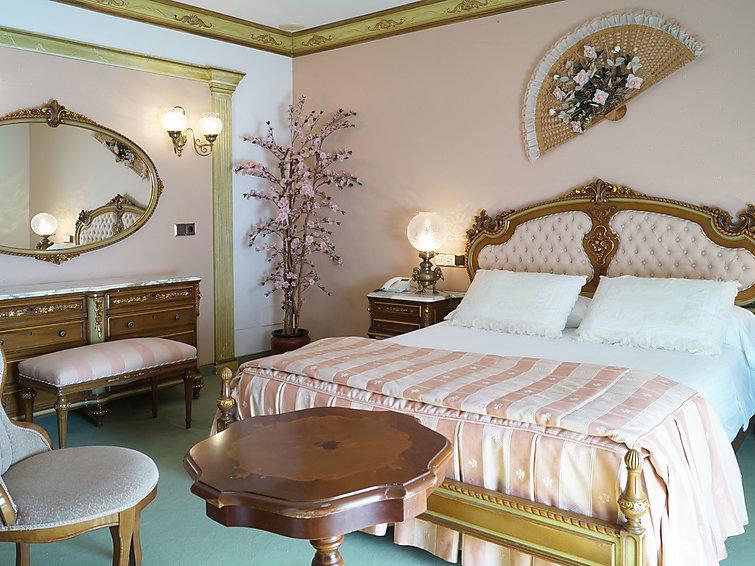 With Private Pool,near The , Bbq, Wifi Villaer *